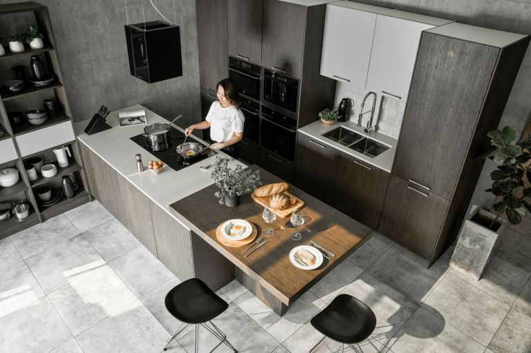 什么是雪松木廚柜？有什么優點和缺點？